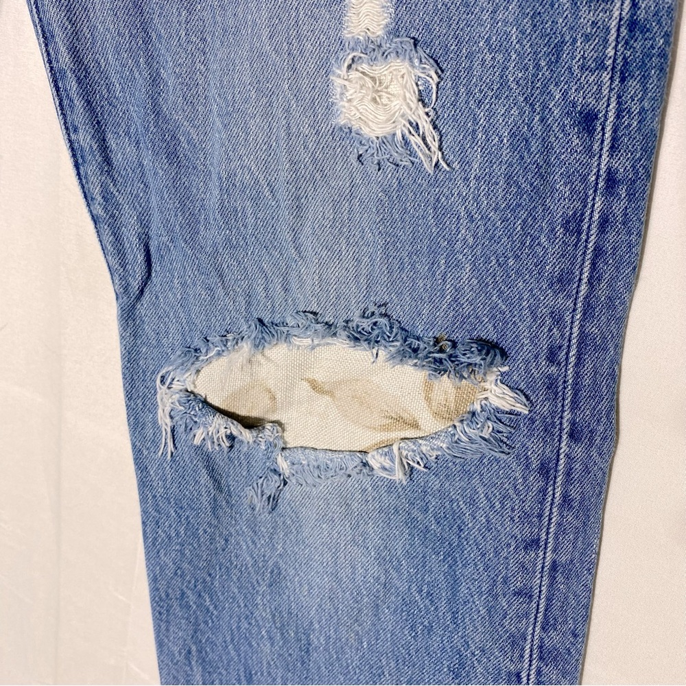 Levi’s 501 Light Wash Distressed DIY Patched Relaxed Straight Leg Jeans 27 - Picture 11 of 16
